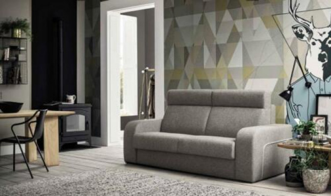 Moderní designová luxusní pohovka 2místná šedá textilní alfitalia do obývacího pokoje.